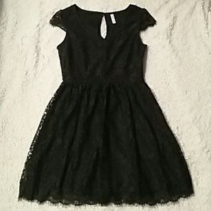 Xhilaration black lace dress size small