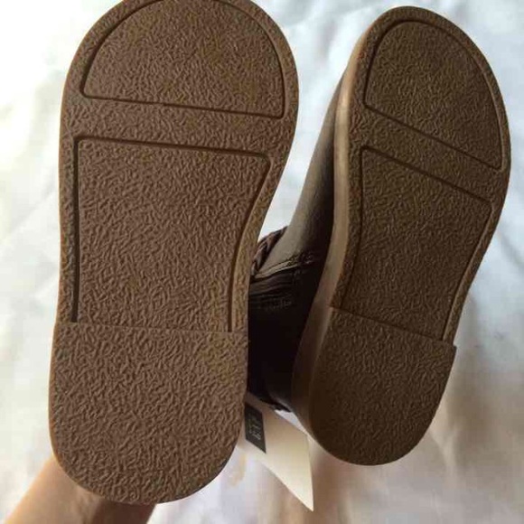 NWT Gap Toddler Girls Brown Boots - Picture 3 of 4