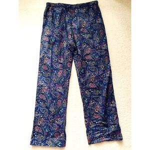 SALE ‼️Urban Outfitters Flowy Paisley Pants