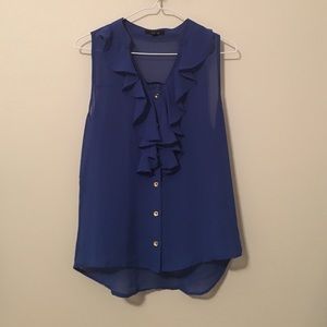 Blue ruffled button-up tank