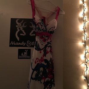 Morgan and Co. White and pink prom dress