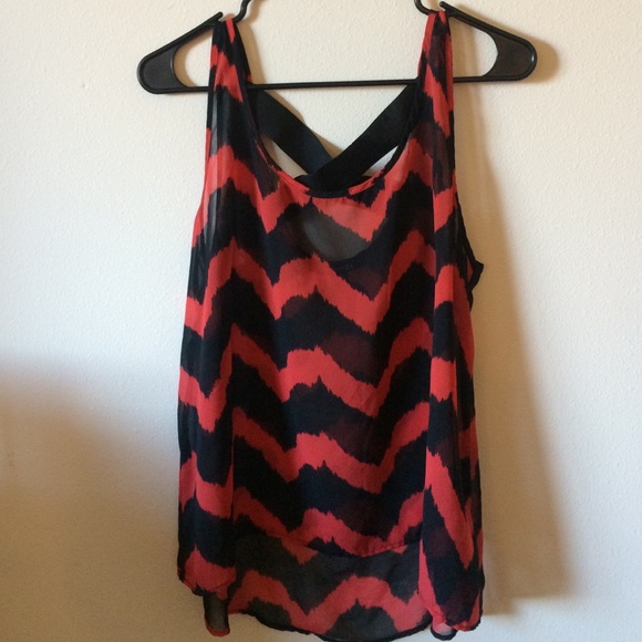 Cross back tank top