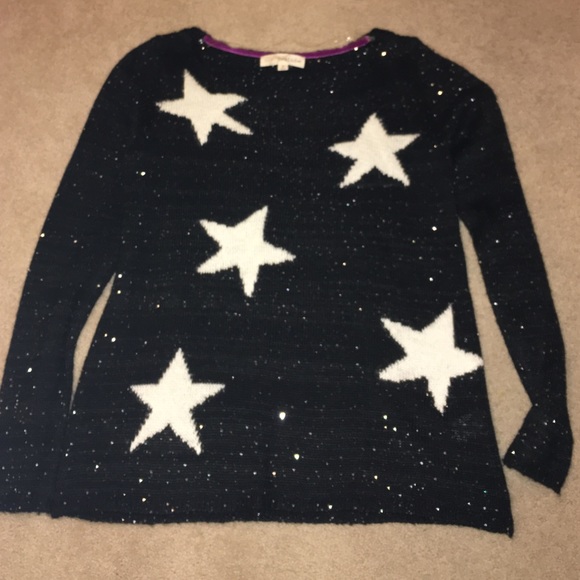 BLACK SWEATER