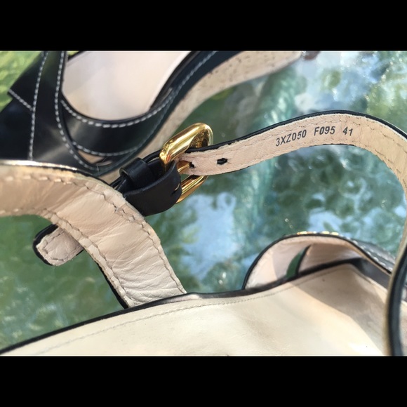 Prada cork wedge and leather strap sandals - Picture 2 of 4
