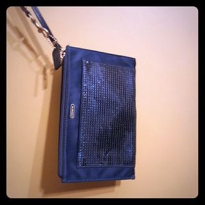 Nice night bag ,Nice condition ,worn once