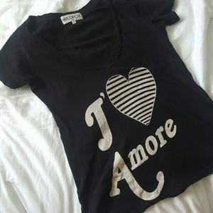 Wildfox J'? Amore tee size XS