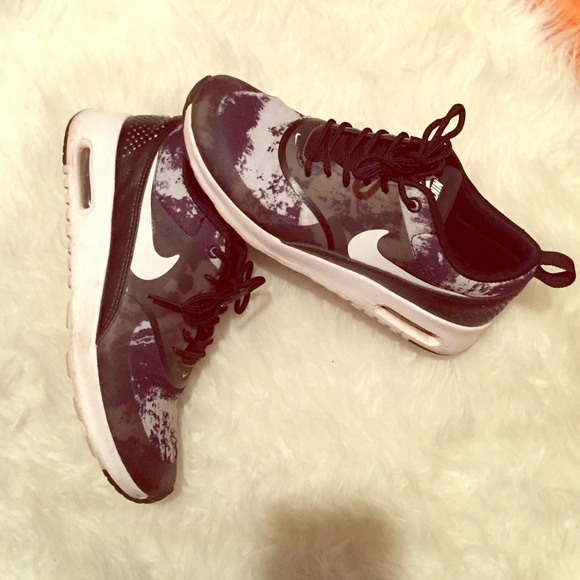 Nike Air Max Thea Print Sneakers