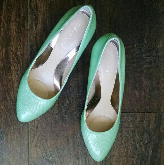 Calvin Klein Light Green Pumps
