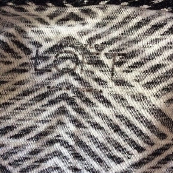 Loft Patterned Tank - Picture 3 of 3