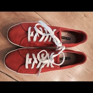 Keds