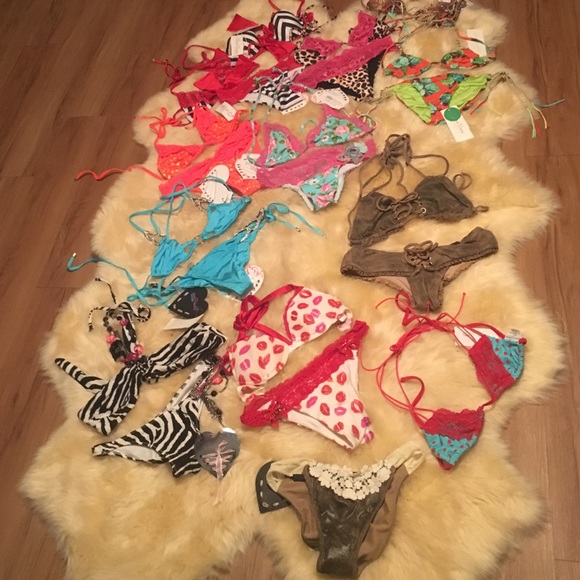 Beach bunny sale!!! One bikini price via 🅿️🅿️