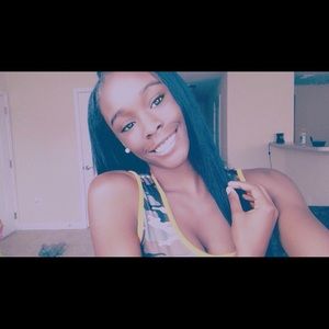 Meet your Posher, Ashantti