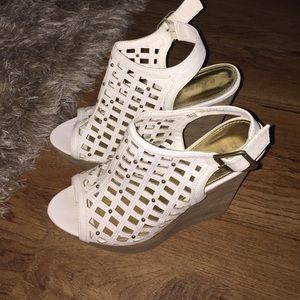 White wedges