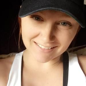 Meet your Posher, Cassandra