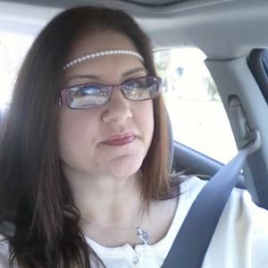 Meet your Posher, Leslie