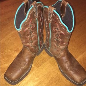 ✨PRICE REDUCED✨ Women's Tan Classic Gypsy Boots
