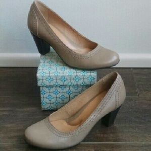 Tan Round Toe Nurture Pumps