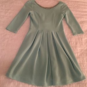 Mint color From Francesca's collection