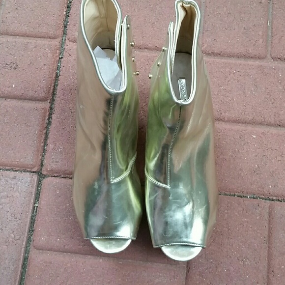 Sydney Brown platform ankle boot NEW - Picture 2 of 4