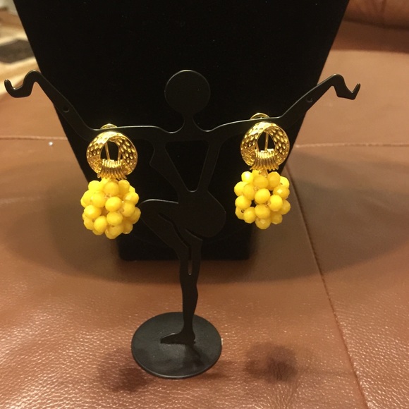 Fabulously Handmade Jewelry Set - Picture 2 of 4