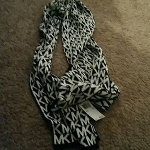 Michael Kors Long Scarf