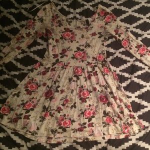 Floral long-sleeved dress.