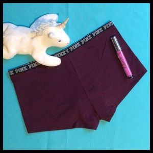 VS PINK Wine Low Rise Boy Short Panties Sz Small