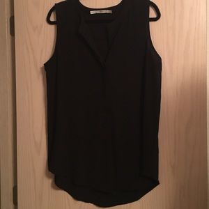 NWOT Nordstrom Low-V Black Tank