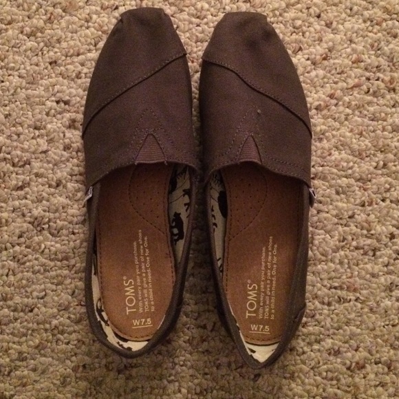 Classic Canvas TOMS