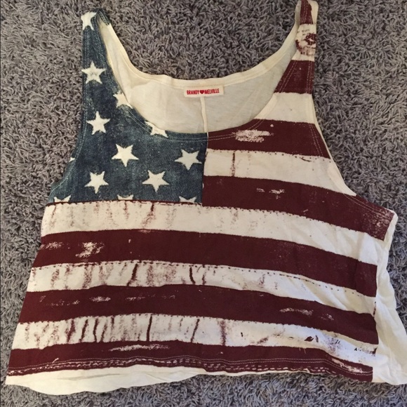 RARE👑 Brandy Melville tank top - Picture 1 of 2