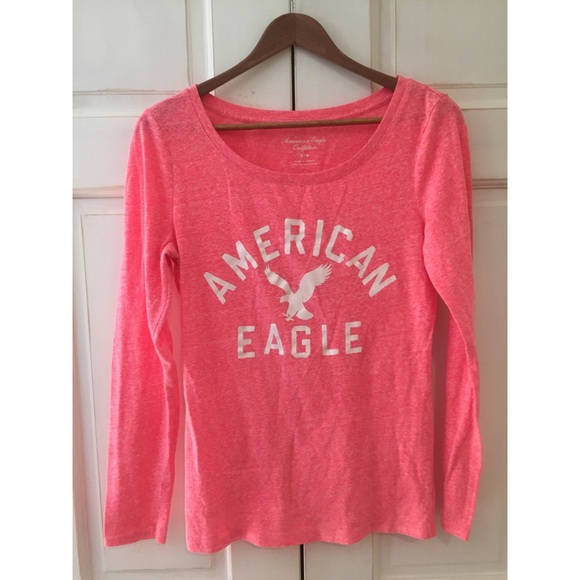 American eagle long sleeve T