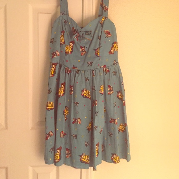 Beauty and the Beast pin-up dress - Picture 1 of 3