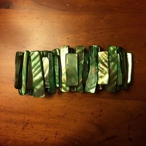 Shell stretch bracelet