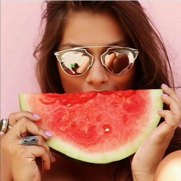 Designer Style Sunglasses Silver - Picture 3 of 4