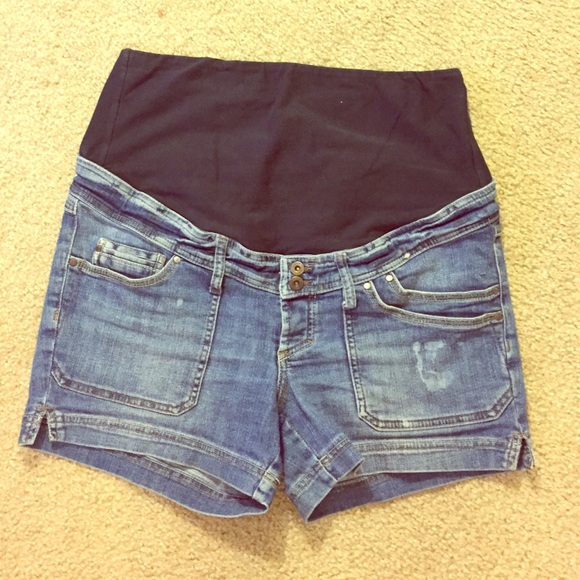Cute maternity Jean shorts