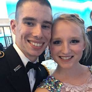 Meet your Posher, Abigail