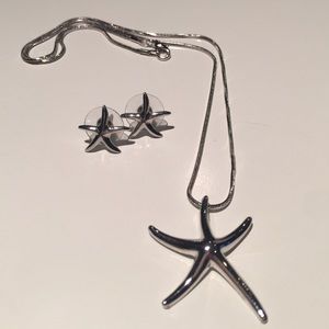 Silver starfish necklace & earring set