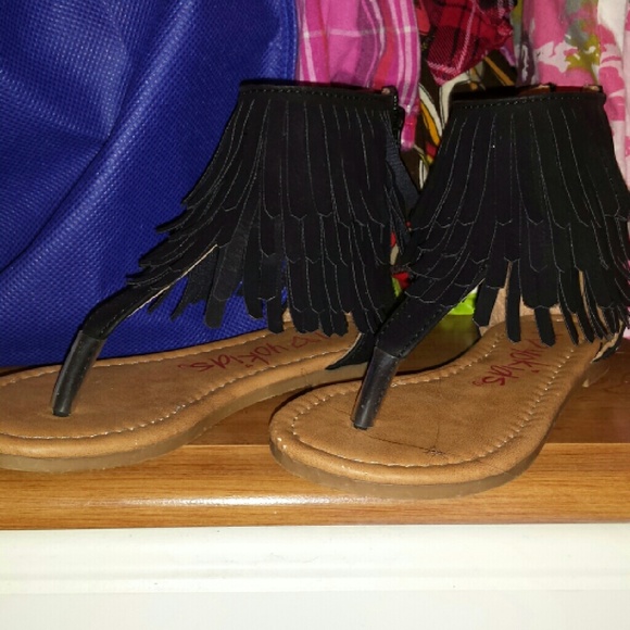 Children's fringe sandels