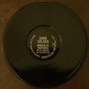 MAC Mineralized Skin Finish ( shimmer highlighter