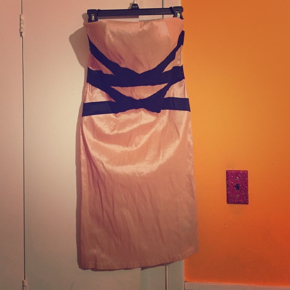 Strapless metallic pink/black midi