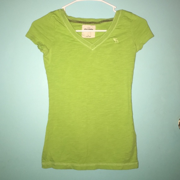 Abercrombie kids v neck
