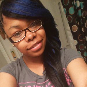 Meet your Posher, Latisha