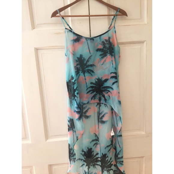 High low Palm tree shirt