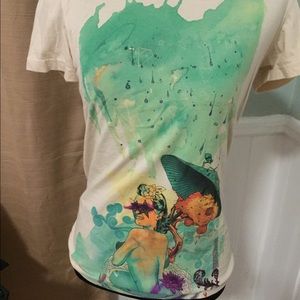 Threadless Select girly medium tee