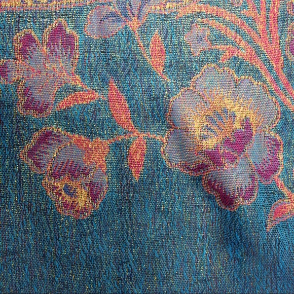 Top Rated Stunning New Pashmina Scarf - Picture 4 of 4