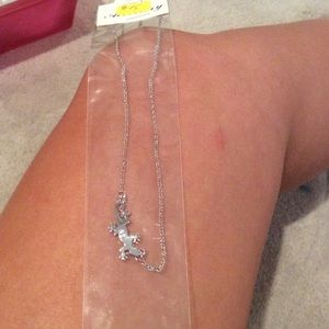 Lizard necklace with 2 jewels