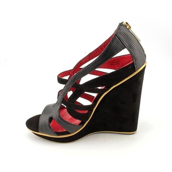 Charles Jourdan wedges