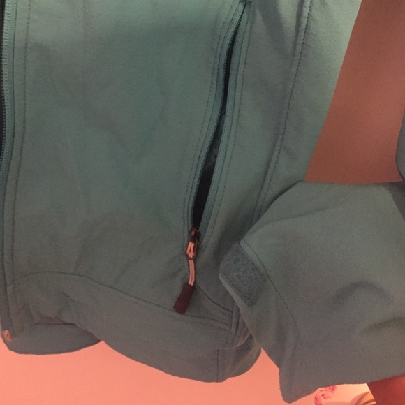 North face jacket - Picture 4 of 4