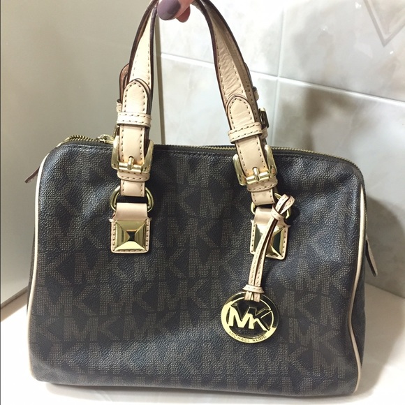 Michael Kors hand bag