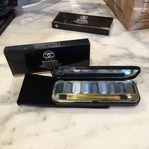 CHANEL eye shadow